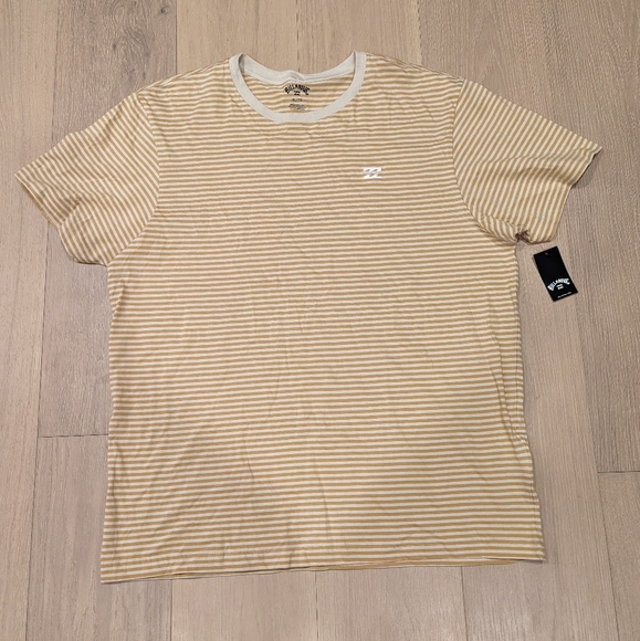 Billabong Men's Striped T-Shirt - Picture 1 of 6